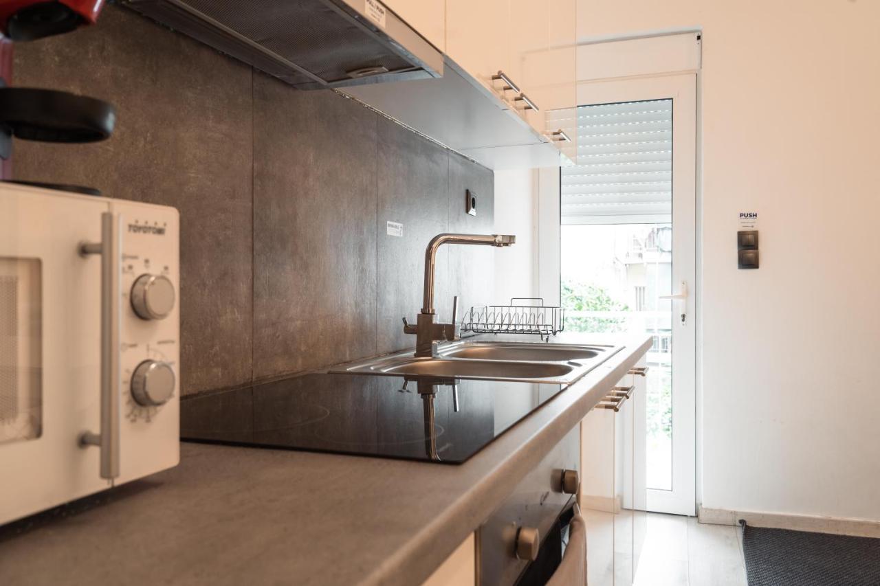 Urban Serenity Gem In Kallithea Neighbourhood! เอเธนส์ ภายนอก รูปภาพ