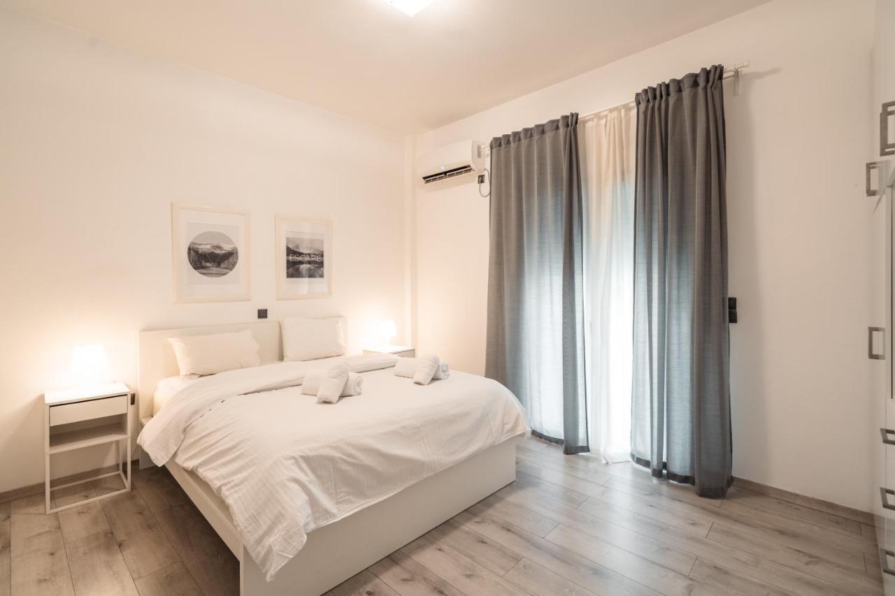 Urban Serenity Gem In Kallithea Neighbourhood! เอเธนส์ ภายนอก รูปภาพ