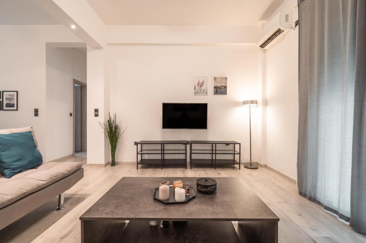 Urban Serenity Gem In Kallithea Neighbourhood! เอเธนส์ ภายนอก รูปภาพ
