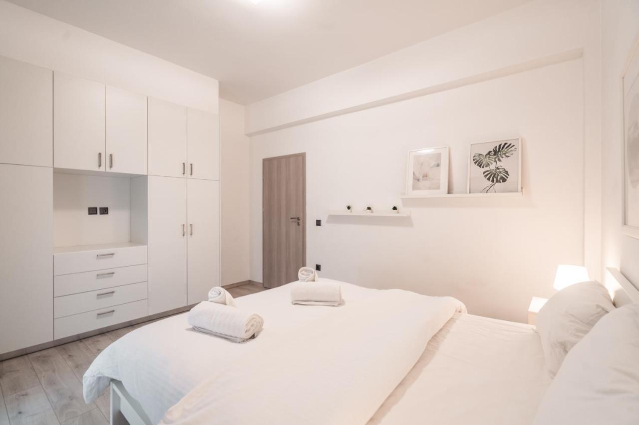 Urban Serenity Gem In Kallithea Neighbourhood! เอเธนส์ ภายนอก รูปภาพ